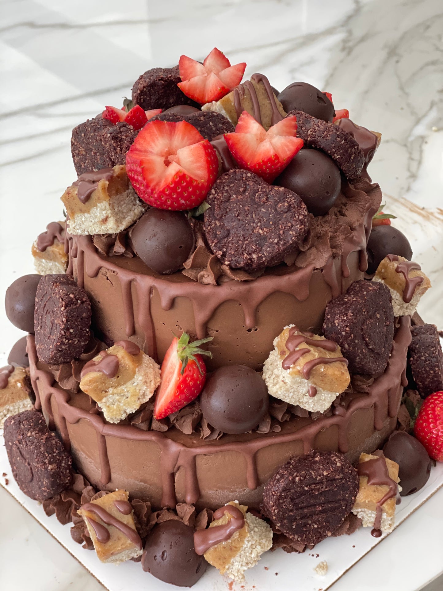 Double Layer Chocolate Cake