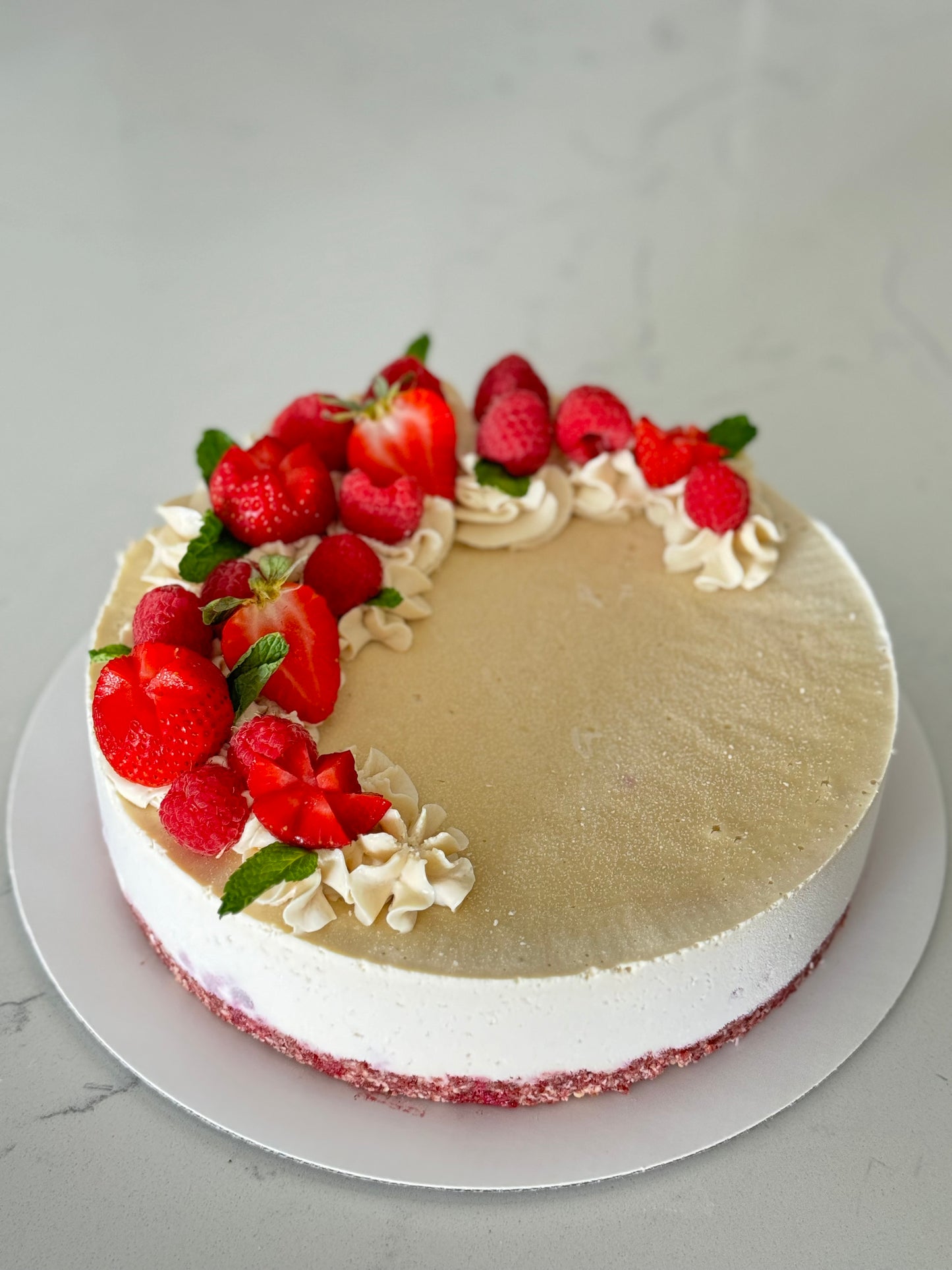 White Chocolate Raspberry Cake