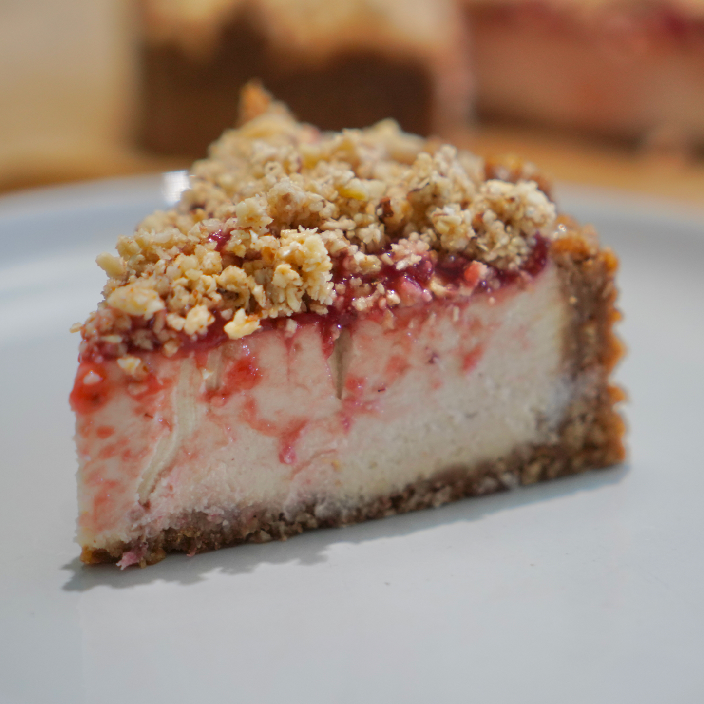 Berry Crumble Cheezecake