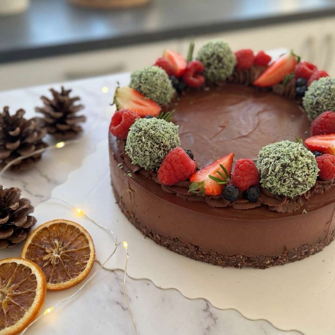 Midnight Christmas Cake